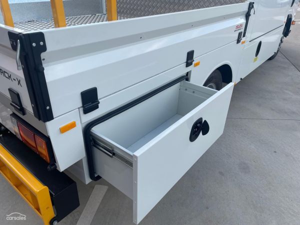 2025 Isuzu Npr 45 155 Servicepack-X image