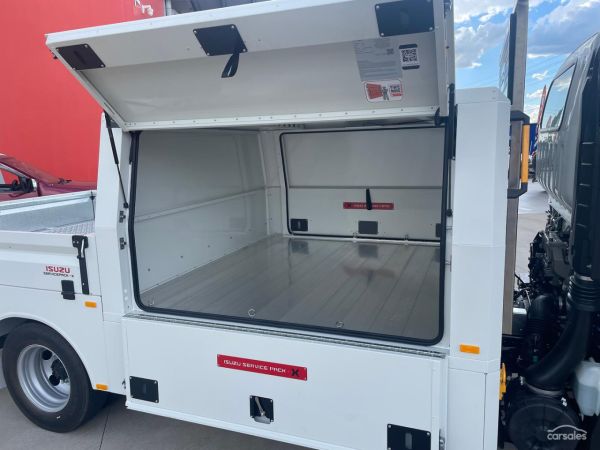 2025 Isuzu Npr 45 155 Servicepack-X image