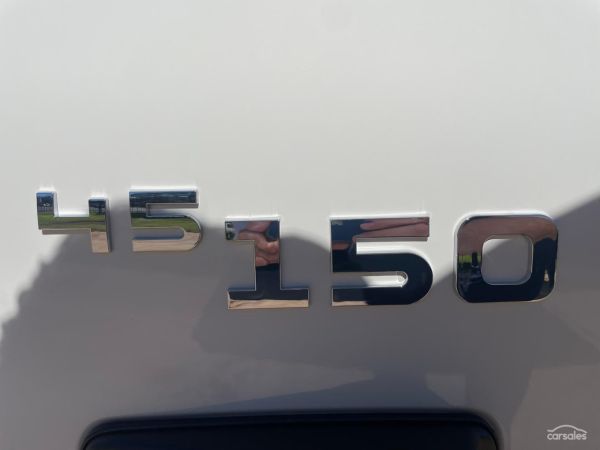 2025 Isuzu Nlr 45-150 Cab Chassis image