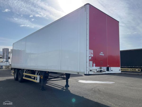 2013 Schmitz Cargobull ST3 Tandem Axle Pantech Trailer image