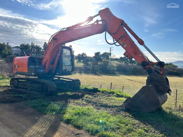 2019 Hitachi ZX130-5B Excavator Steel Tracked image