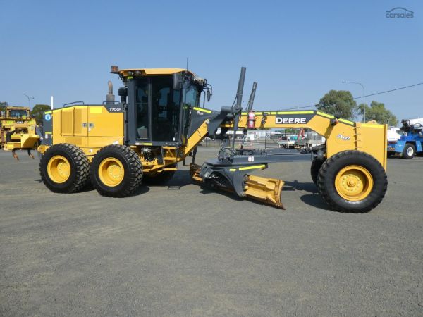 2022 JOHN DEERE 770GP image