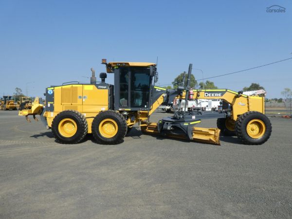 2022 JOHN DEERE 770GP image