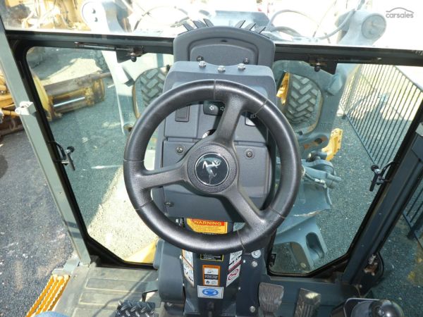 2022 JOHN DEERE 770GP image