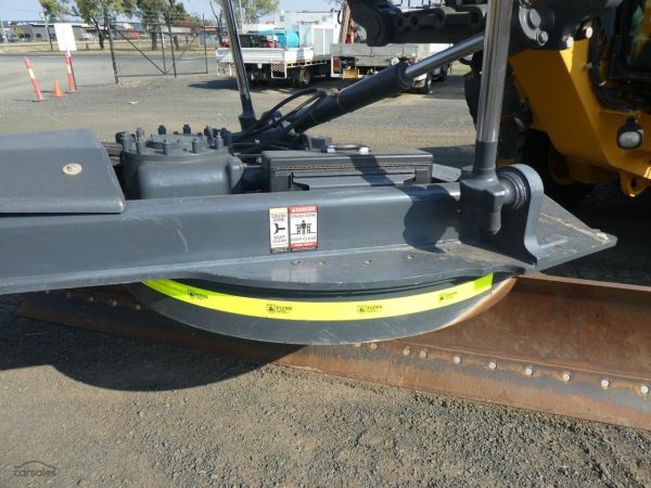 2022 JOHN DEERE 770GP image