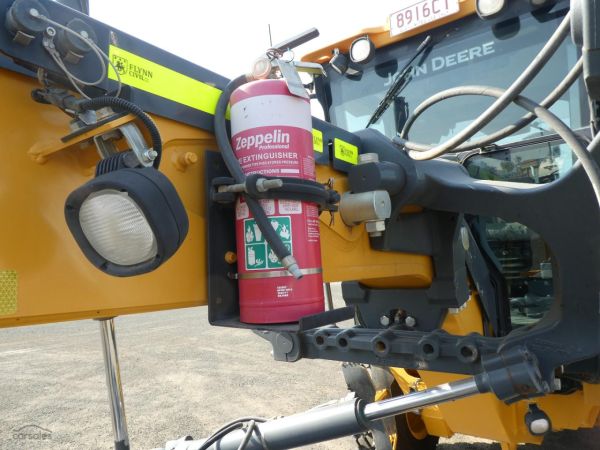 2022 JOHN DEERE 770GP image