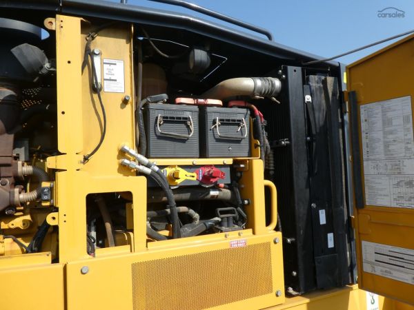 2022 JOHN DEERE 770GP image