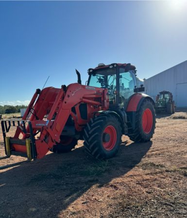 2020 Kubota M7171 Tractor image