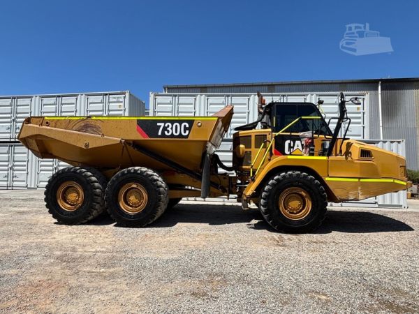 2016 CATERPILLAR 730C image