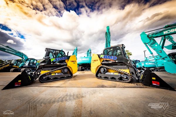 2025 New Holland C327 image