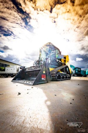 2025 New Holland C327 image