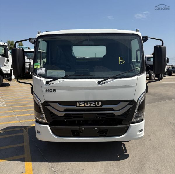 2025 Isuzu Nqr 88-190 image