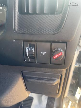 2025 Isuzu Nqr 88-190 image