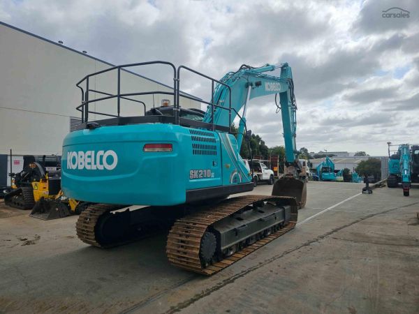 2020 Kobelco SK210LC-10 image
