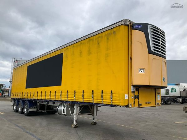 2009 Vawdrey VB S3 Tri Axle Refrigerated Curtainside Trailer image