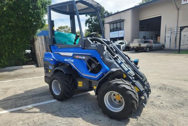 2025 MultiOne 8.4SK Mini Loader image