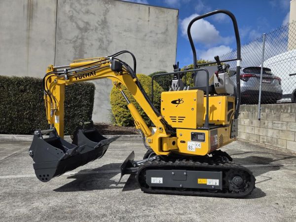 JUST RELEASED 1.2ton excavator + auger drive image