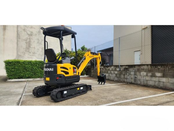 U17 1.7ton Professional Quality Mini Excavator image