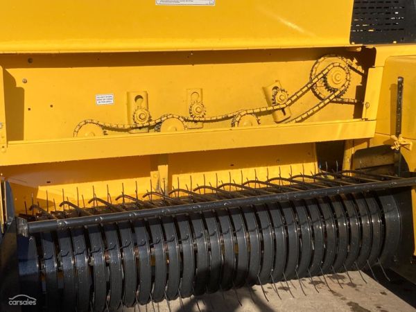 2025 New Holland 5070 image