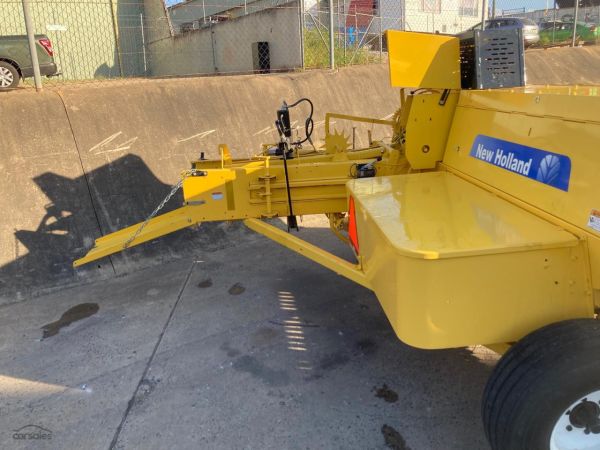 2025 New Holland 5070 image