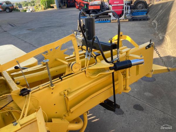 2025 New Holland 5070 image