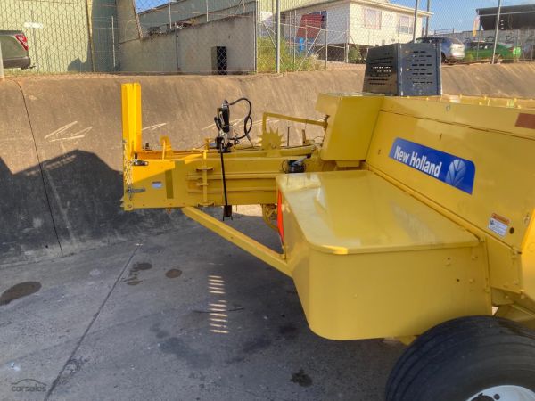 2025 New Holland 5070 image