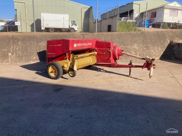 1980 New Holland 317 image