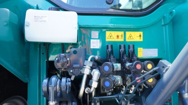 TRIDENT PLUS 120HP POWERSHIFT 4WD A/C CABIN TRACTOR WITH 4IN1 BUCKET (POWER SHUTTLE & 1,500KG FRONT LOADER LIFTING CAPACITY) 5 YEARS LABOUR AND PARTS WARRANTY AUSTRALIA WIDE DELIVERY & SUPPORT image