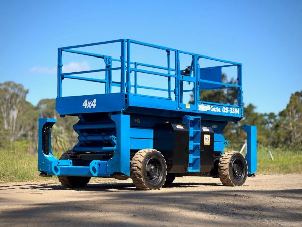 2017 Genie GS-3384 Scissor Lift image
