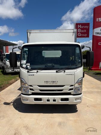 2025 Isuzu NNR 45-150 Vanpack image