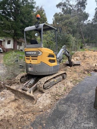 2019 Volvo ECR25D image