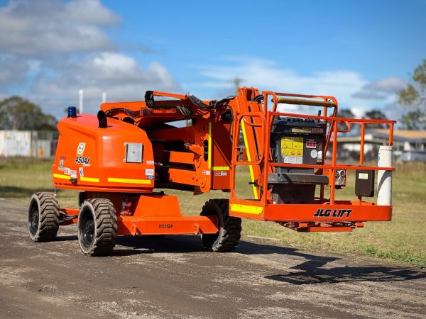 2015 JLG 450AJ Boom Lift image