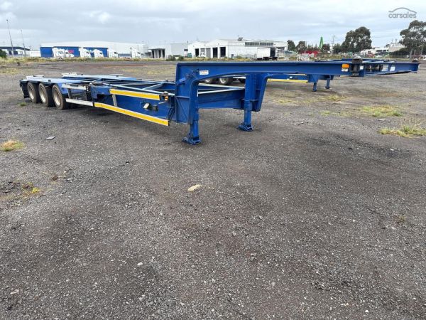 2021 Maxitrans ST3-NSTCH Drop Deck Tri Axle Skel Trailer combination image