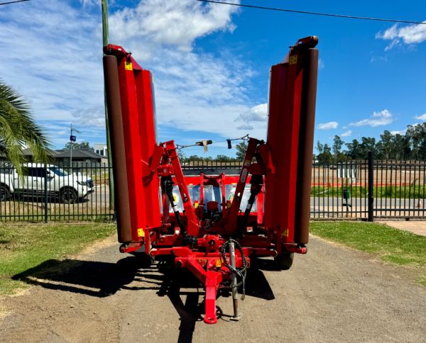 2016 Trimax Pegasus 610 Slasher image
