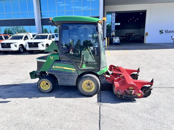 2020 John Deere 1585 Terrain Cut Flail Front Mower image