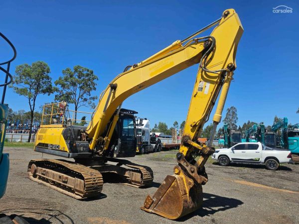 2017 Sumitomo SH210LC-6 image