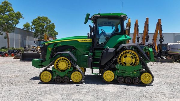 2022 JOHN DEERE 8RX 370 image