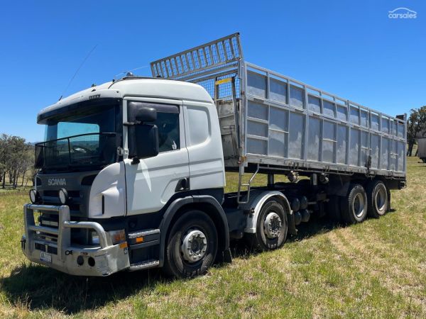 2010 Scania P400 image