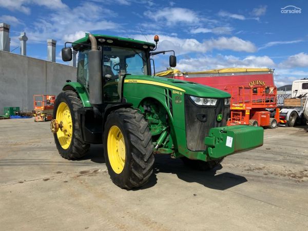 2017 John Deere 8345R image