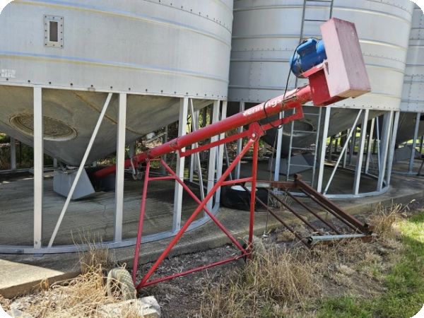 Vennings Grain Auger image