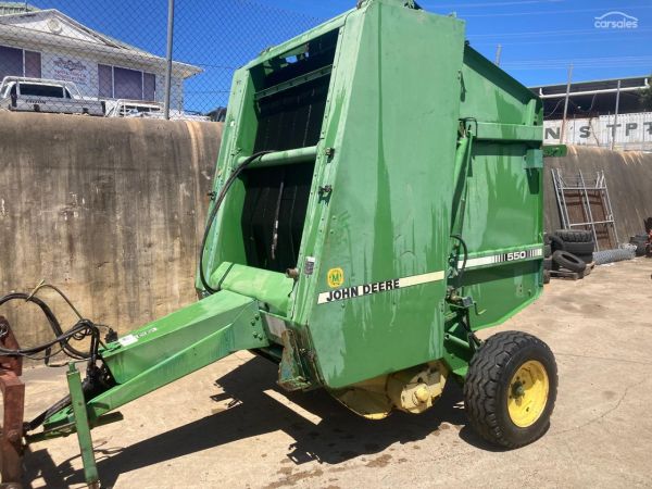 1990 John Deere 550 image