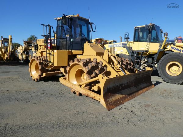 2003 Caterpillar 815F image