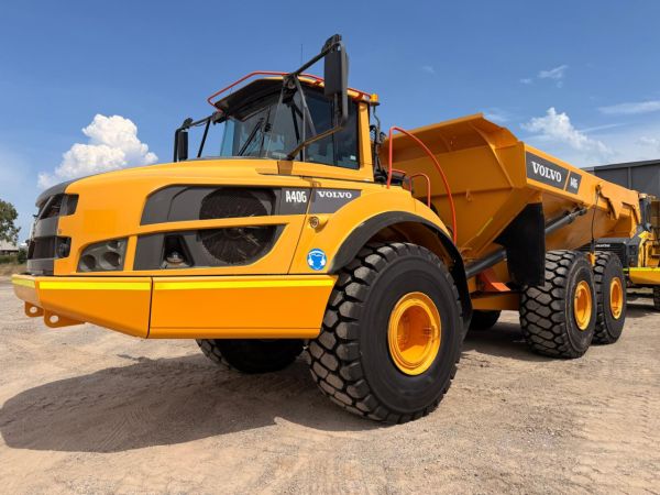 2016 Volvo A40G Dump Truck image
