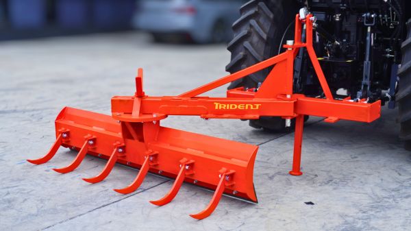 TRIDENT 5FT & 6FT GRADER BLADE WITH RIPPERS image