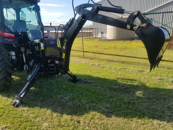 Tractor Backhoe Side Shift image