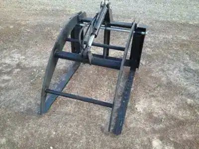 Tractor Log Grab TZ6LG image