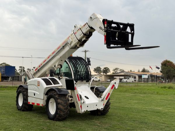 2013 Haulotte HTL4017 Telescopic Handler image