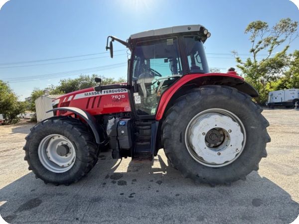 2013 Massey Ferguson 7615 Dyna 6 4WD Tractor (Council Asset) (Located Kerang, VIC) image