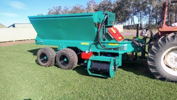 2020 SAMMUT SPREADKING 5000 ORCHARD / VINEYARD SPREADER image
