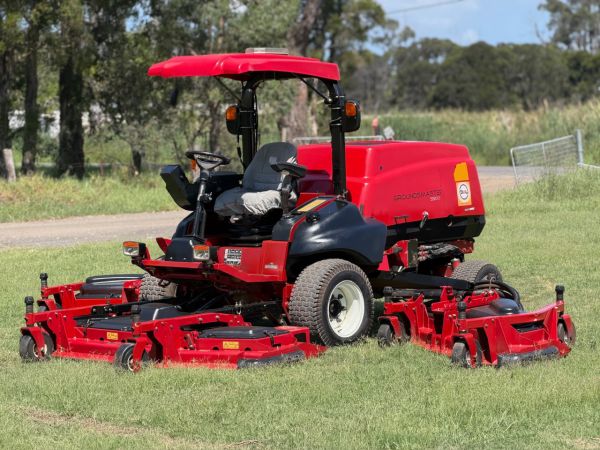2022 Toro Groundsmaster 5900 Wide Area mower image